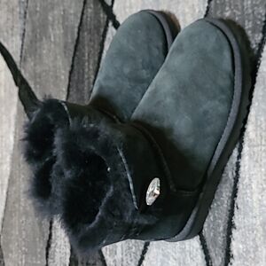 UGG MINI SWAROVSKI CRYSTAL BAILEY BOOT